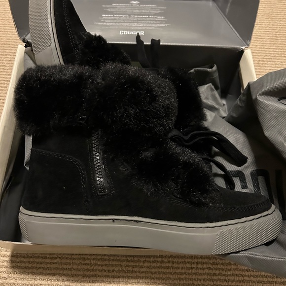 Cougar Dasha Black Suede Snow Boot - Picture 5 of 10